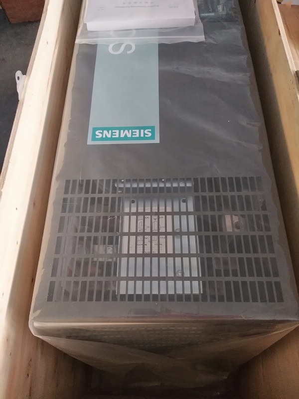 Siemens 6SL3330-7TE35-0AA3 SINAMICS S120 Active Line Module - 300kW 549A - Front View