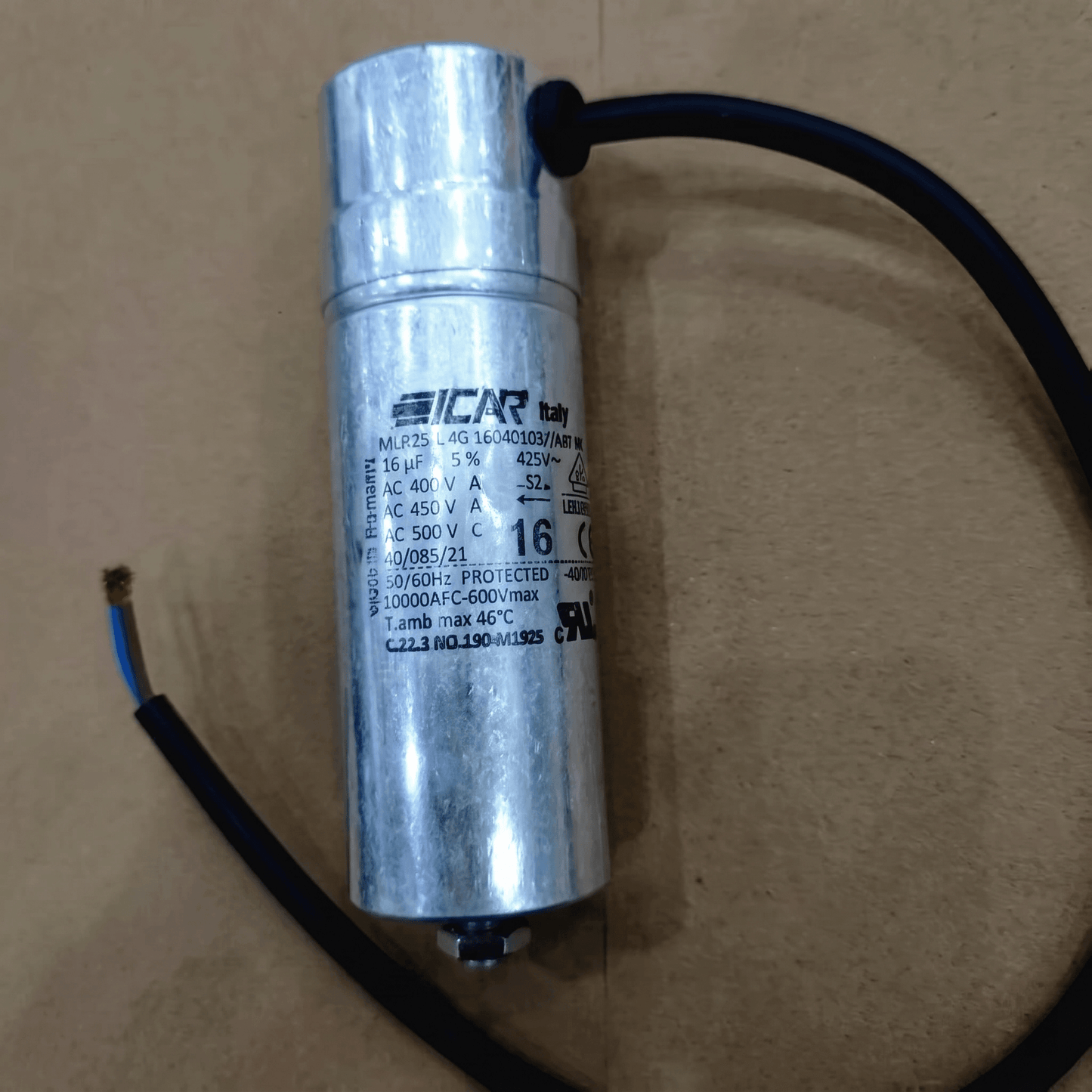 ICAR MLR25L4016040103/I-MK SH Motor Run Capacitor - 16µF 400-500VAC - Front View Label Close-up