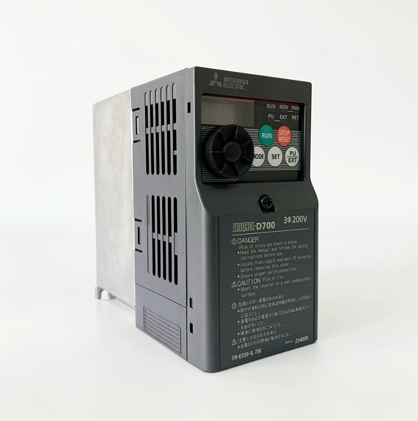Mitsubishi Electric FR-D720-0.4K Compact Inverter - 0.4 kW 3-Phase 200-240V - Front View