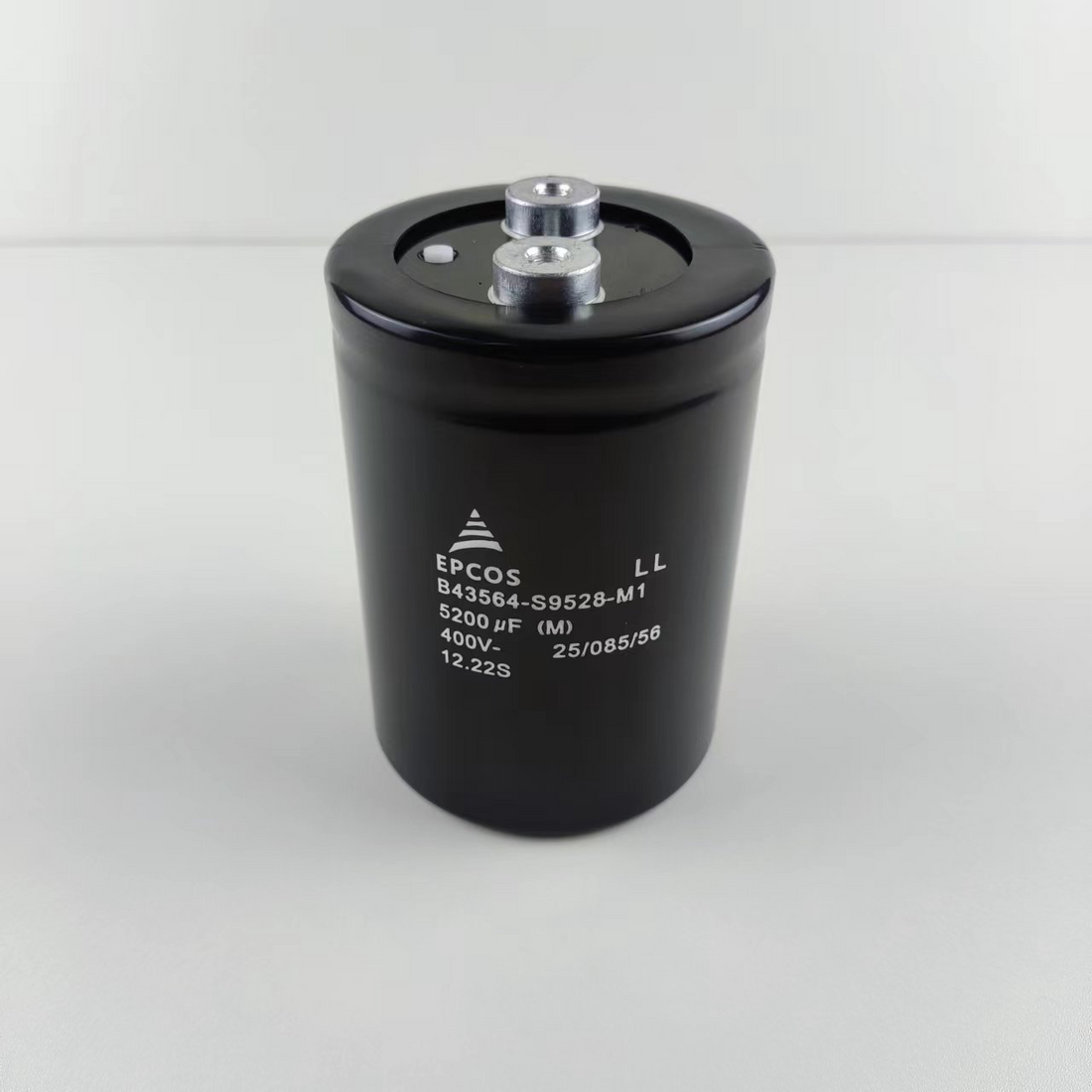 The Heart of the DC-Link: Why EPCOS B43564 "Long Life" Capacitors Are the Standard for Industrial Inverters