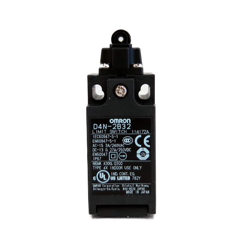 OMRON D4N-2B32 Safety Limit Switch, 2NC, IP67 Protection, Roller Plunger
