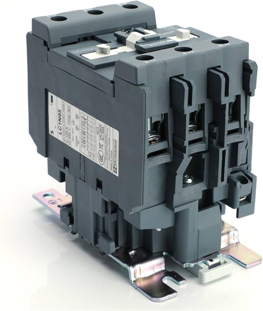 Schneider Electric LC1N95 Contactor - 95A 45kW EasyPact D3N - Angled Front View