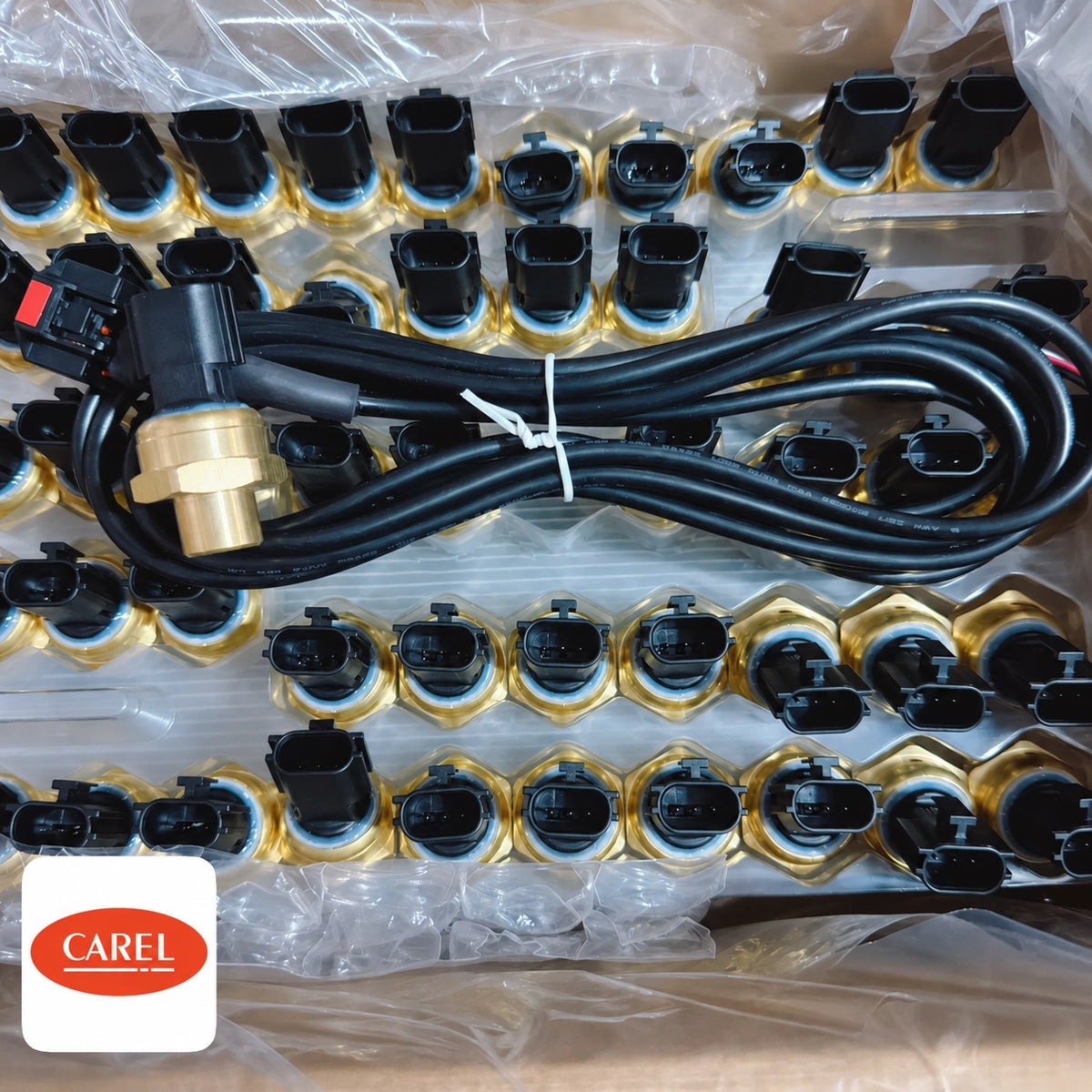 Sensata 45CP2-2 Pressure Sensor with Connection Cable, 0-5 V Output