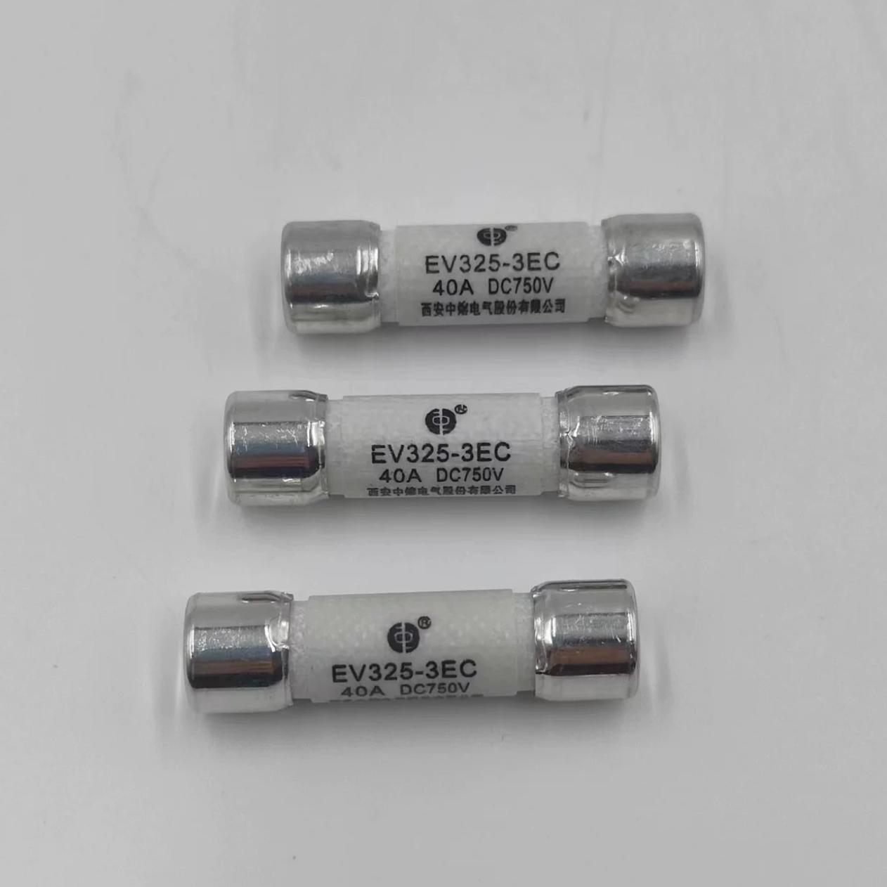 Sinofuse EV325-3EC20A EV fuse - 20A 750V DC, 3EC size - product view