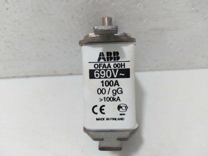 ABB OFAA00H 63A 3pcs ABB OFAA 00H 63A Fuses (3 Pieces)