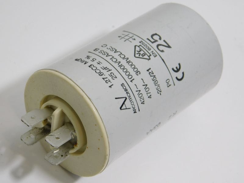 ARCOTRONICS ARCOTRONICS 1.27.6CC3 MKP 2.5uf  420V-470V Capacitor (12 Pieces)