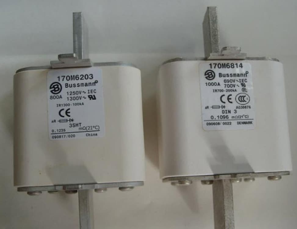 Bussmann Bussmann 170M6202 500A 1250V (3SHT) aR aR