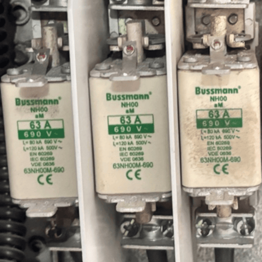 Bussmann Bussmann 63NH00M-690 63A 690V Fuses (3 Pieces)