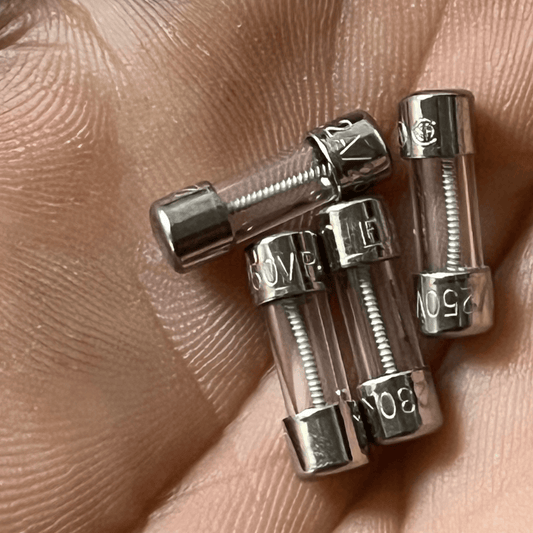 Bussmann Electrical Fuses Fuses 4.5*15mm 5*15mm 2A 250V Glass tube (50 Pieces)