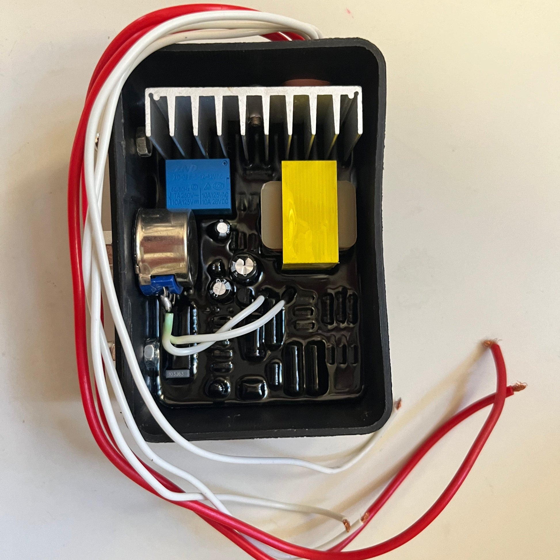 DZ Voltage regulator controller ：DX-2E  AVR Generator