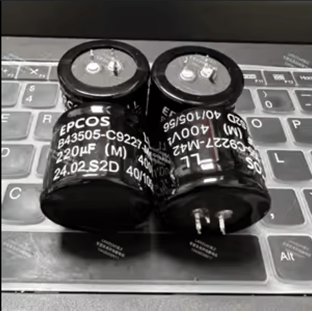 EPCOS EPCOS B43231-A9567-M 400V 560uF Capacitor (12 Pieces)