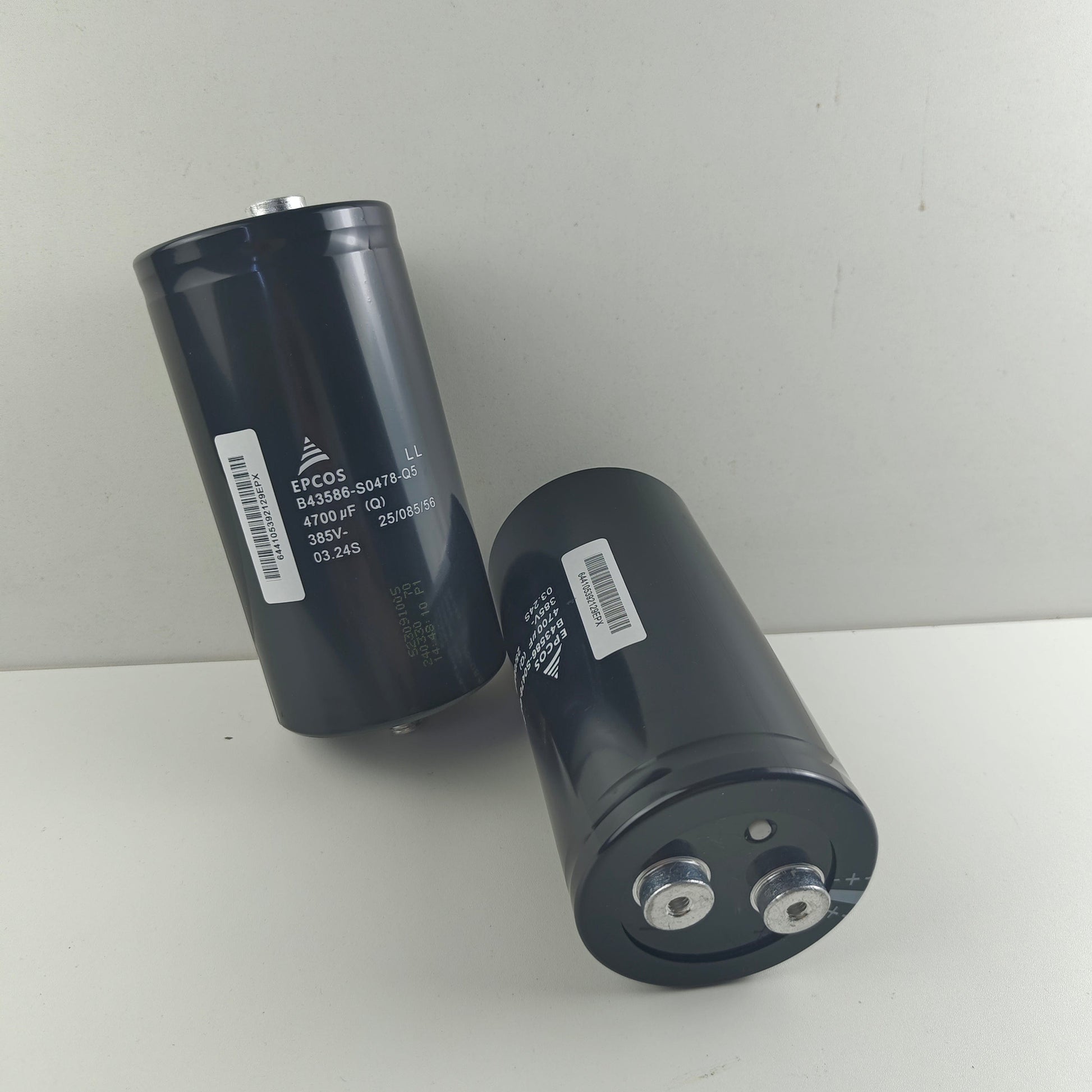 EPCOS EPCOS B43564-S9528-M3 Aluminum Electrolytic Capacitor, 5200 µF 400 V AC