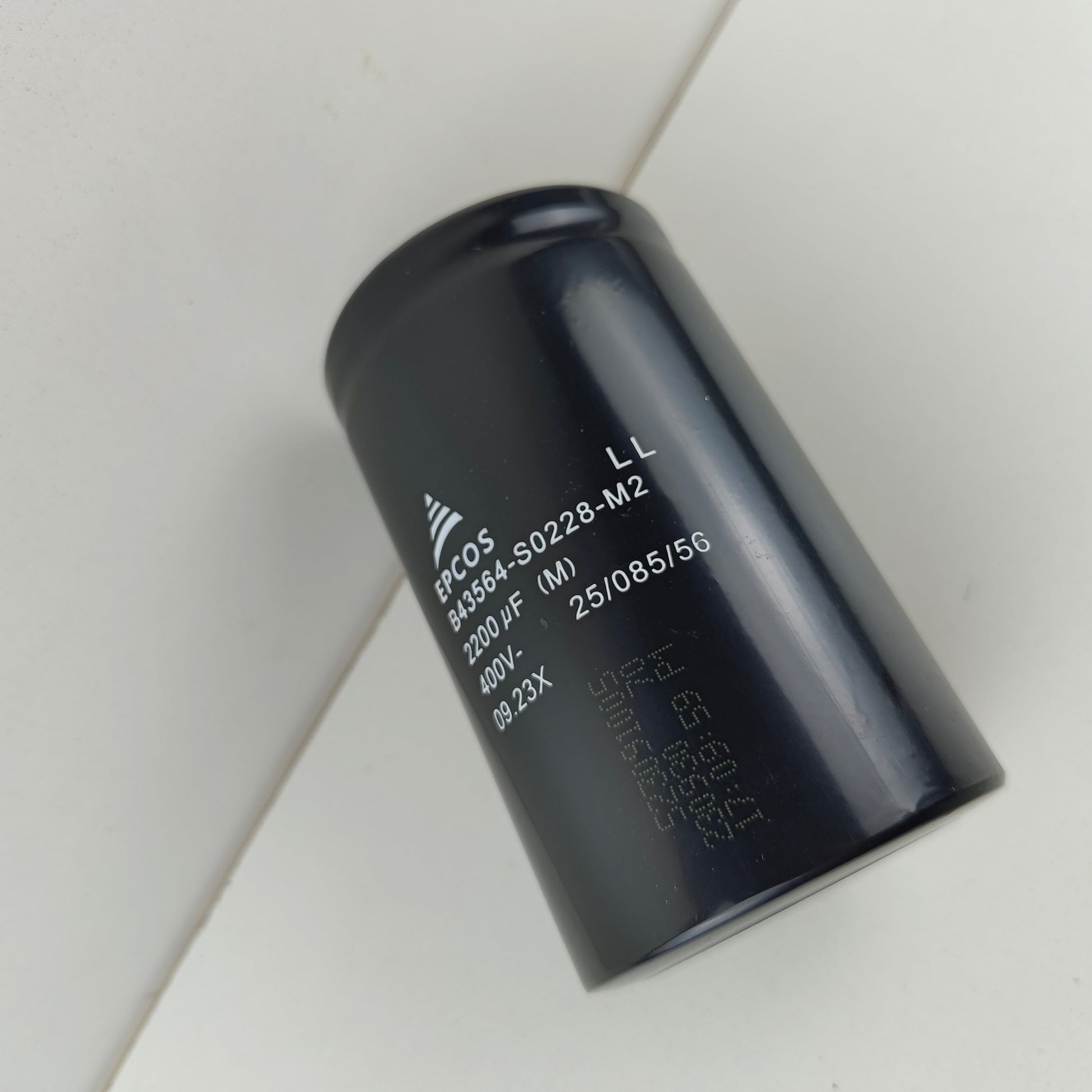 EPCOS PCOS B43564-S0228-M2 Aluminum Electrolytic Capacitor, 2200uF, 400V, Snap-in, ±20% Tolerance