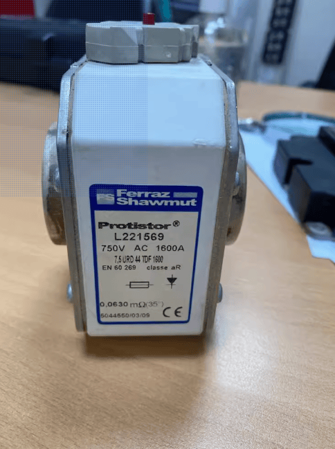 Ferraz Shawmut Ferraz Shawmut PC44UD69V35CP4 W221808 Fuses (2 Pieces)