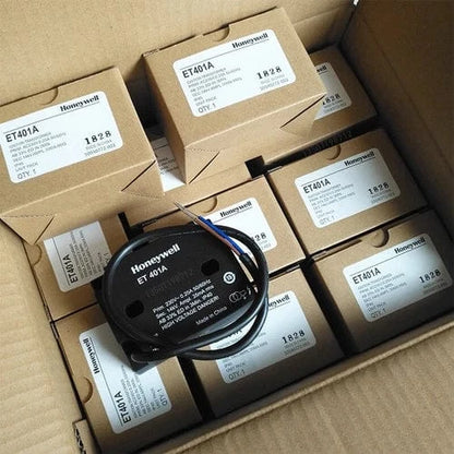 Honeywell Honeywell ET402A Ignition Transformer - Two Pole, High Voltage for Intermittent Pilot and Direct Spark Ignition Systems