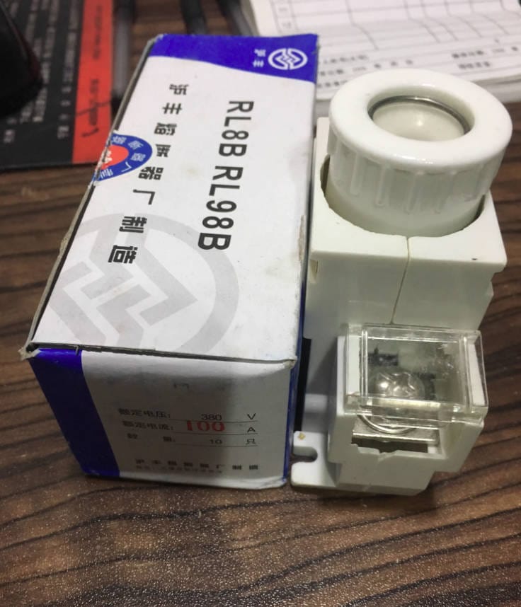 HUFENG 10pcs HUFENG 63A 380V Fuse Base for RO26 20-63A D02 Fuses (RL8B-63, RL98-63)