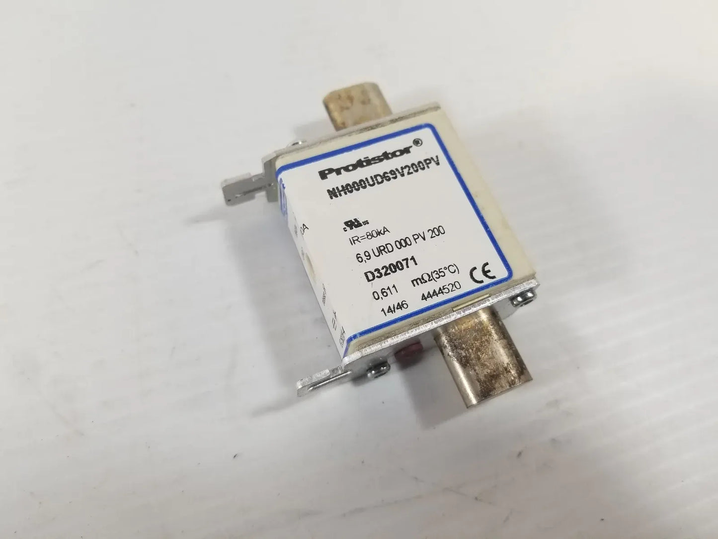 Mersen Mersen D320071 - NH000UD69V200PV Fuses (5 Pieces)
