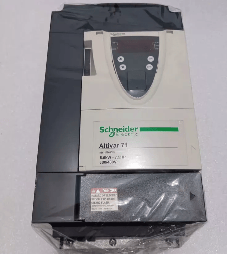 Schneider Schneider ATV71HU22N4Z 2.2kW-3HP - 480V variable speed drive