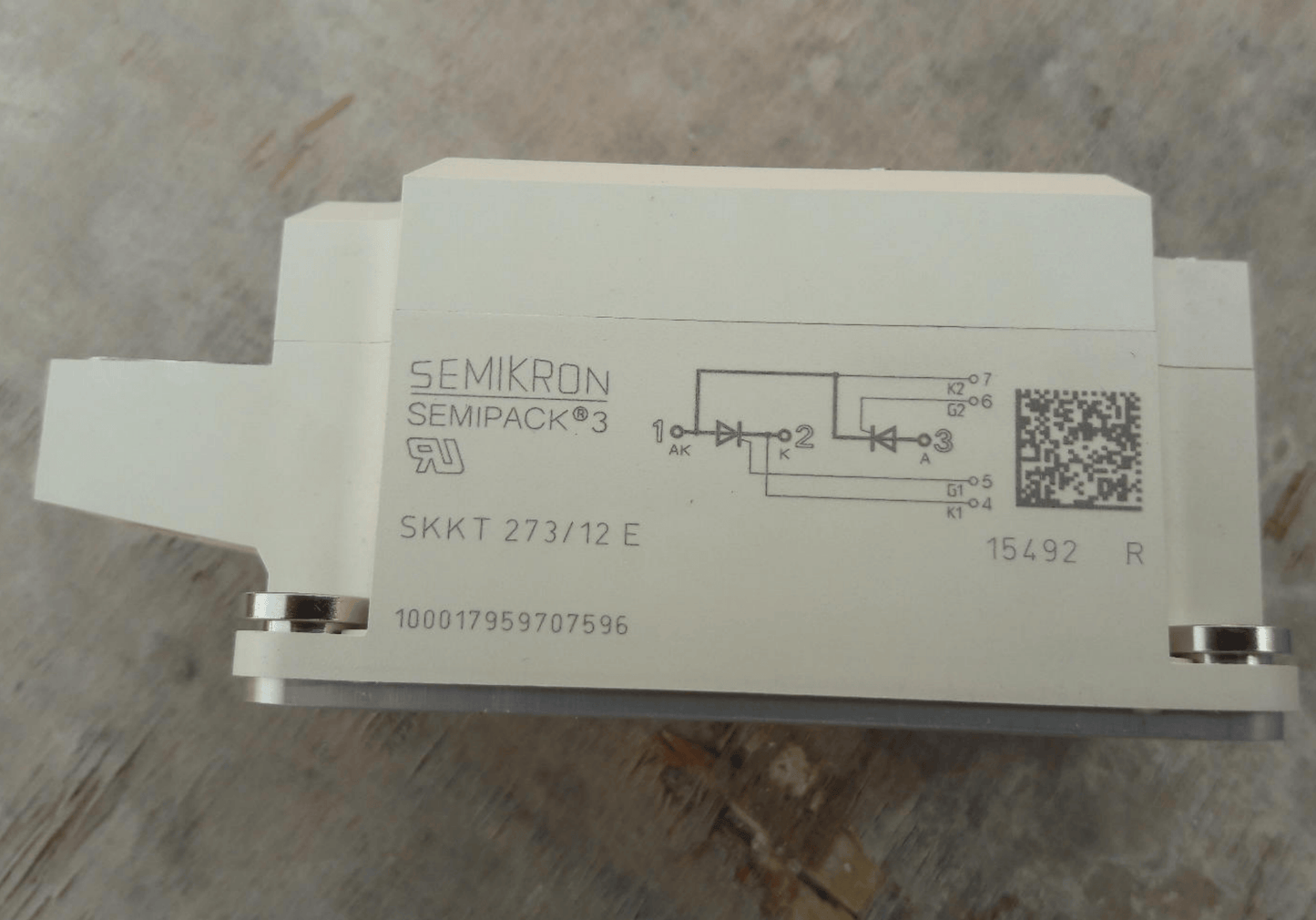 SEMIKRON SEMIKRON SEMIPACK® 3 Thyristor Module, SKKT 273/12 E, 273A 1200V, Dual SCR Series, Industrial Power Semiconductor, Original – Pack of 3