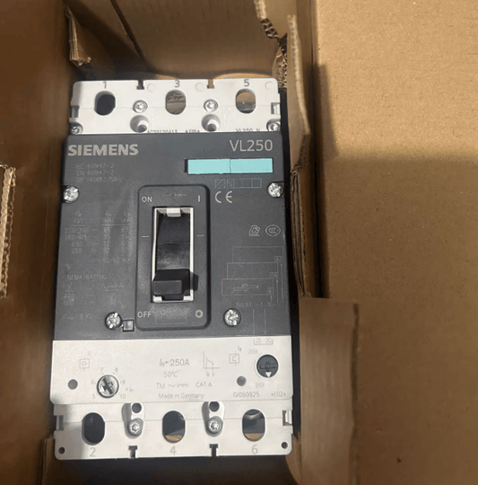 Siemens two-level category Siemens 3VL3 Series 3VL3725-1DC36-0AA0-Z U01 — 3‑Pole Molded Case Circuit Breaker (MCCB), 250A, Thermal‑Magnetic Adjustable (50°C), Standard Breaking Capacity: 55 kA @ 415V / 12 kA @ 690V, Metric Nut‑Plate Feed‑Thru